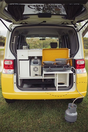 Mad-Campers-Self-Contained-Campervan-1-Berth-kitchen